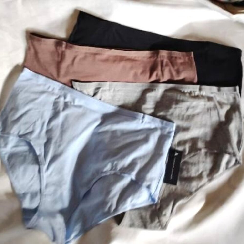 Tommy Hilfiger ~ cotton blend panties ~ plus size ~ 1x - Picture 3 of 3